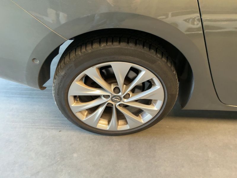 Opel Astra 1.6 CDTI DPF Innovation 2017 – снимка 9