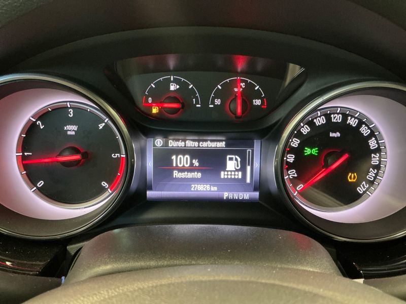 Opel Astra 1.6 CDTI DPF Innovation 2017 – снимка 18