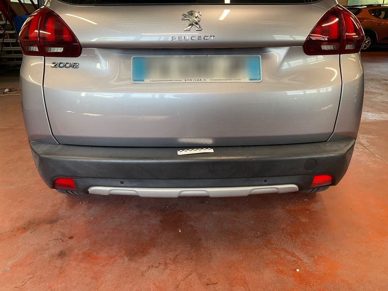 Peugeot 2008 1.2 PureTech Allure 2018 – снимка 29