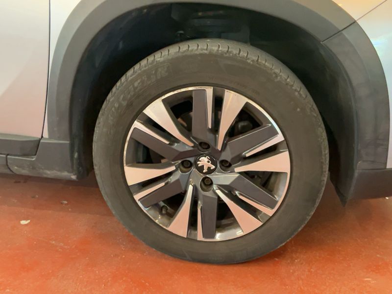 Peugeot 2008 1.2 PureTech Allure 2018 – снимка 11