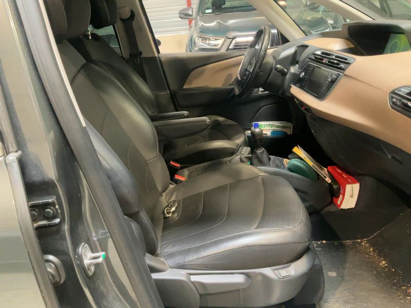 Citroen C4 Picasso 1.6 e-HDi Exclusive 2013 – снимка 16