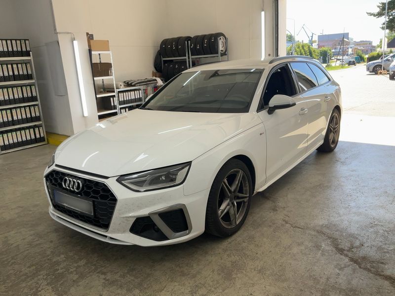 Audi A4 35 TDI Mild-Hybrid S line 2019 – снимка 1