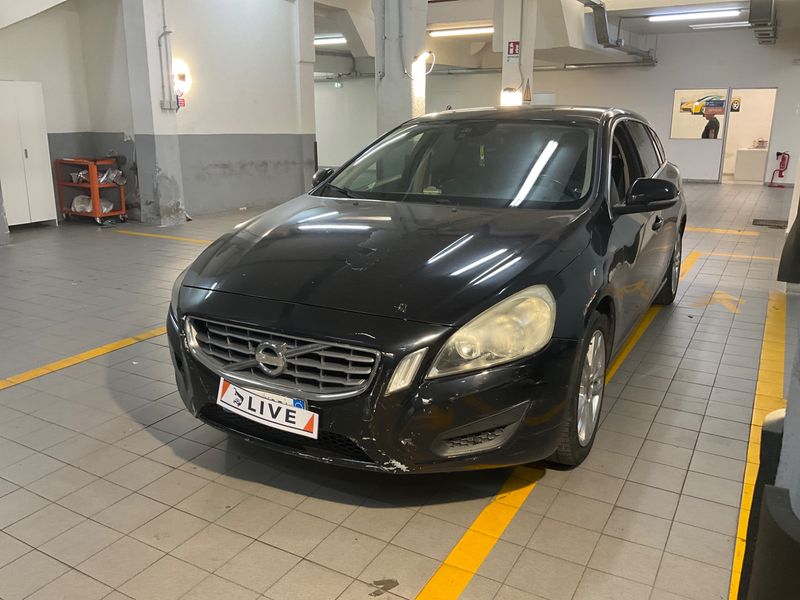 Volvo V60 2.0 D4 Momentum 2011 – снимка 1