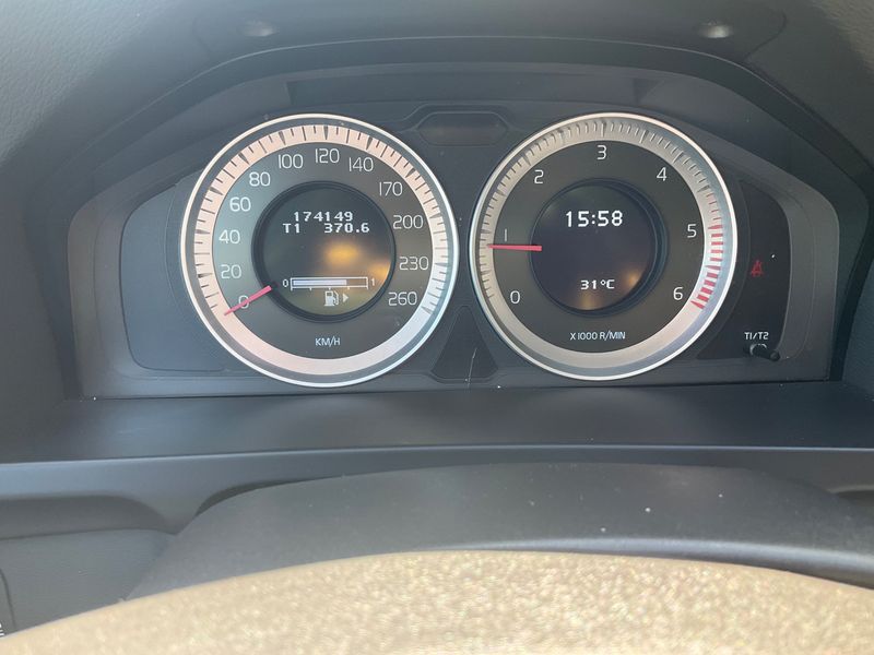 Volvo V60 2.0 D4 Momentum 2011 – снимка 4