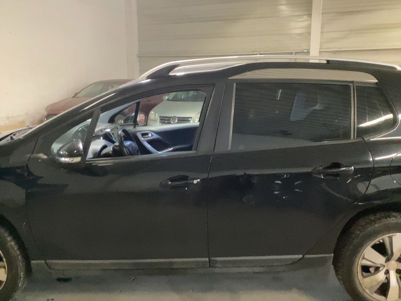 Peugeot 2008 1.2 PureTech Active 2015 – снимка 4