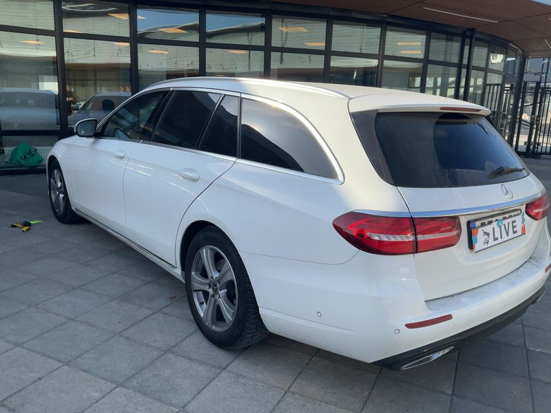 Mercedes-Benz E-Klasse E 200 d T Avantgarde 2019 – снимка 6