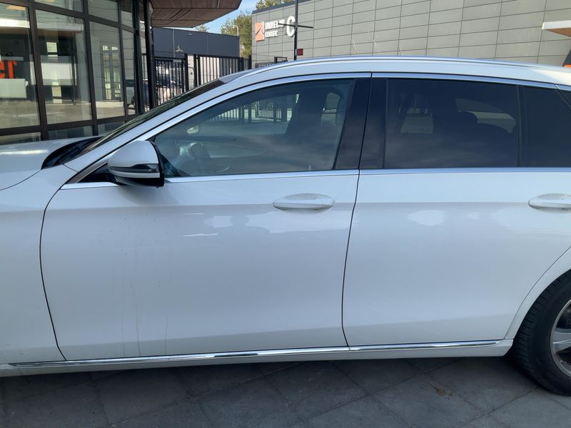 Mercedes-Benz E-Klasse E 200 d T Avantgarde 2019 – снимка 4