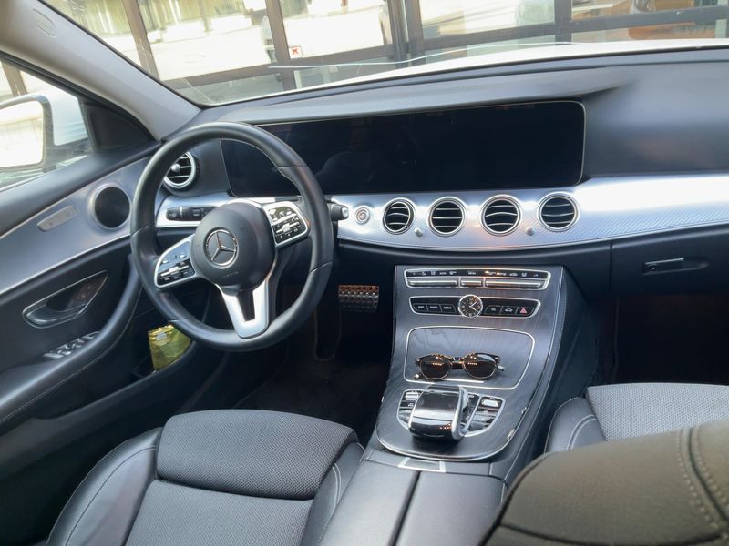 Mercedes-Benz E-Klasse E 200 d T Avantgarde 2019 – снимка 18