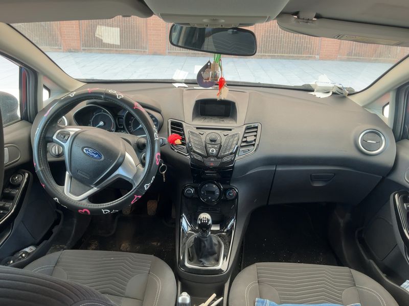 Ford Fiesta 1.5 TDCi Titanium 2014 – снимка 17