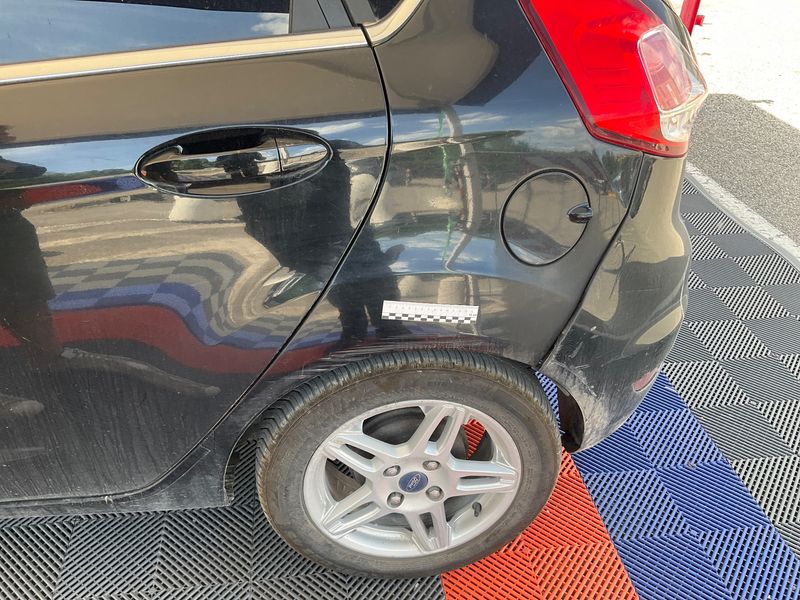 Ford Fiesta 1.5 TDCi Titanium 2014 – снимка 26