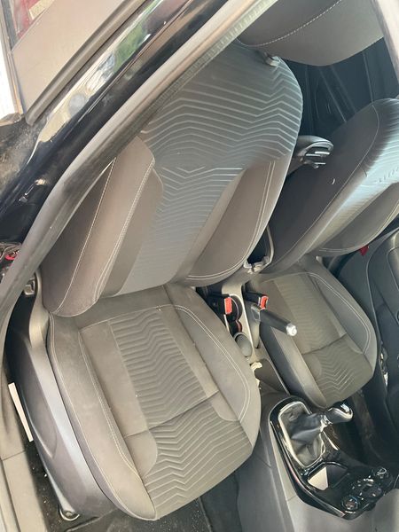 Ford Fiesta 1.5 TDCi Titanium 2014 – снимка 32