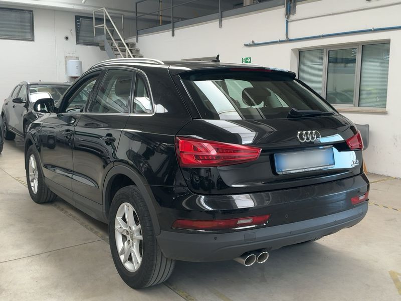 Audi Q3 2.0 TDI quattro Business 2016 – снимка 6