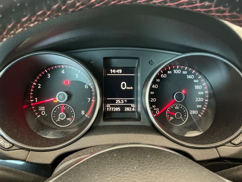 Volkswagen Golf VI 2.0 TSI GTI 2012 – снимка 18