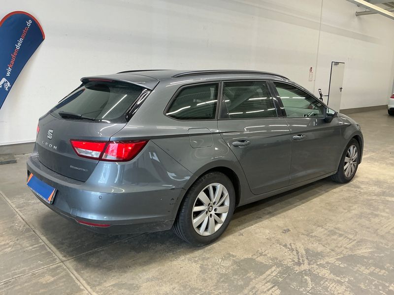 Seat Leon 1.6 TDI Reference Ecomotive 2015 – снимка 2