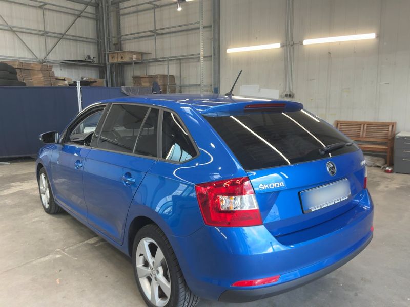 Skoda Rapid Spaceback 1.6 TDI Style 2015 – снимка 6