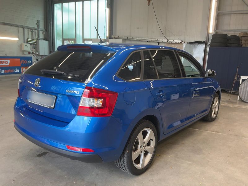 Skoda Rapid Spaceback 1.6 TDI Style 2015 – снимка 8