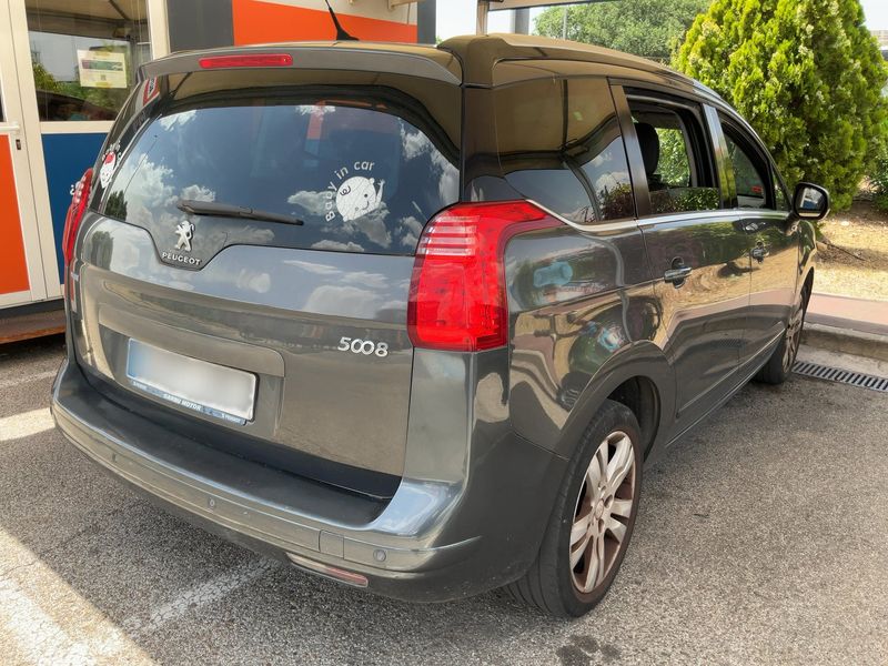 Peugeot 5008 1.6 Blue-HDi Allure 2016 – снимка на щета