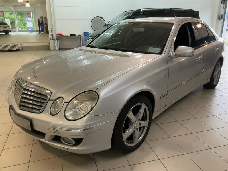 Mercedes-Benz E-Klasse E 220 CDI Elegance 2006 – снимка 1