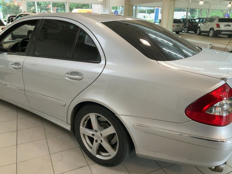 Mercedes-Benz E-Klasse E 220 CDI Elegance 2006 – снимка 6