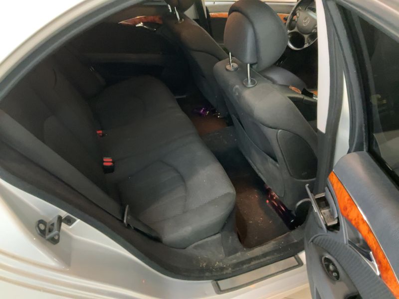 Mercedes-Benz E-Klasse E 220 CDI Elegance 2006 – снимка 19