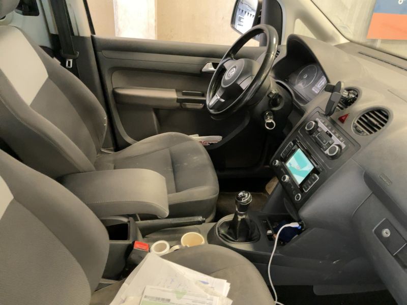Volkswagen Caddy 2.0 TDI Maxi Trendline 2014 – снимка 16