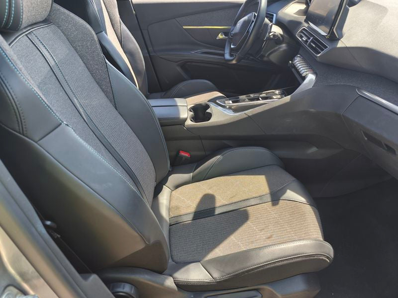 Peugeot 3008 1.6 Hybrid Allure Pack 2023 – снимка 10