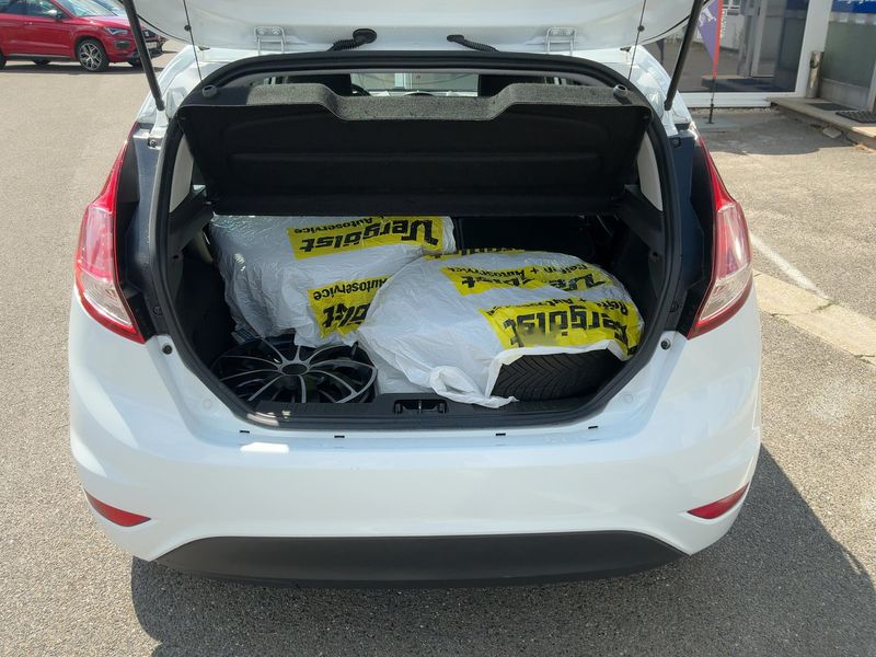 Ford Fiesta 1.25 Trend 2014 – снимка 16