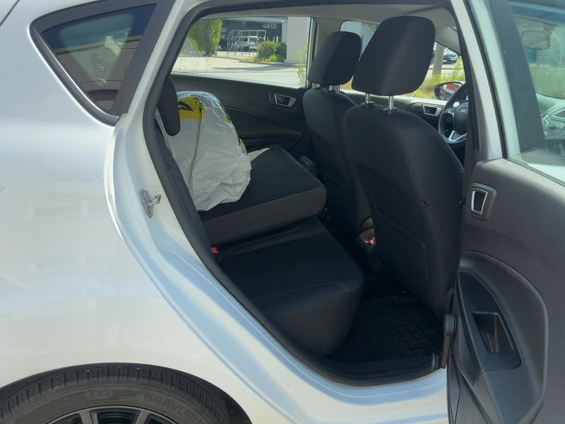 Ford Fiesta 1.25 Trend 2014 – снимка 20