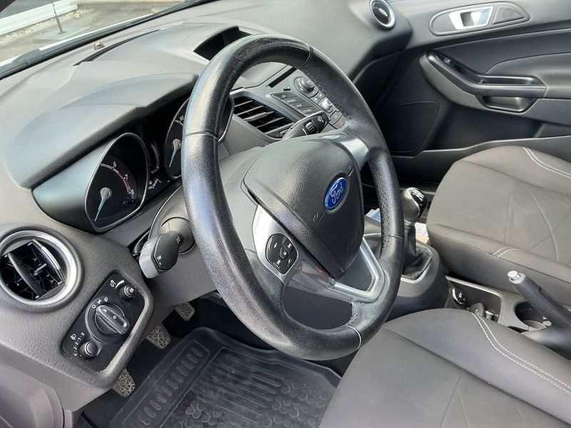 Ford Fiesta 1.25 Trend 2014 – снимка 26