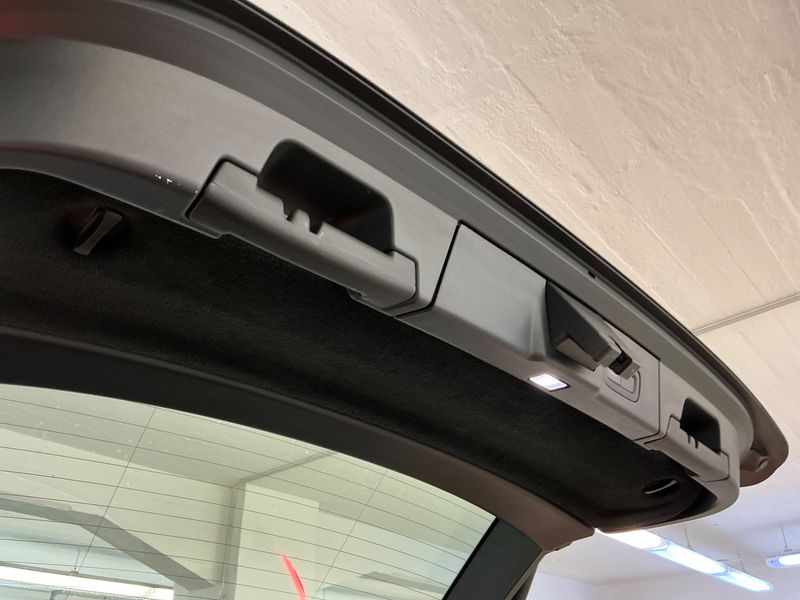 Volvo V90 2.0 D5 Momentum AWD 2017 – снимка 22