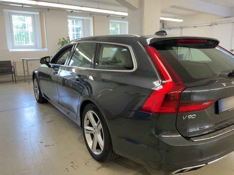 Volvo V90 2.0 D5 Momentum AWD 2017 – снимка 6