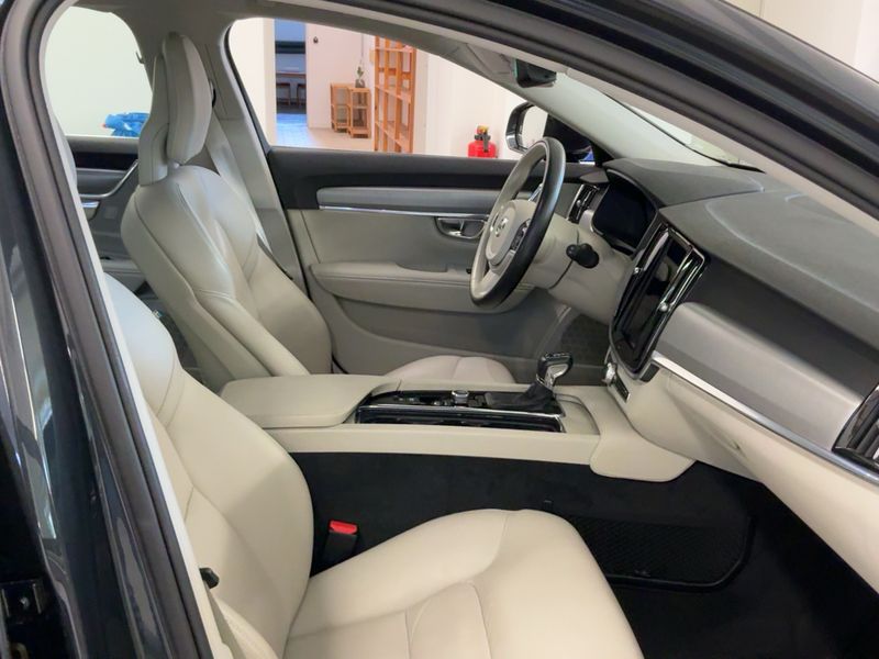 Volvo V90 2.0 D5 Momentum AWD 2017 – снимка 17