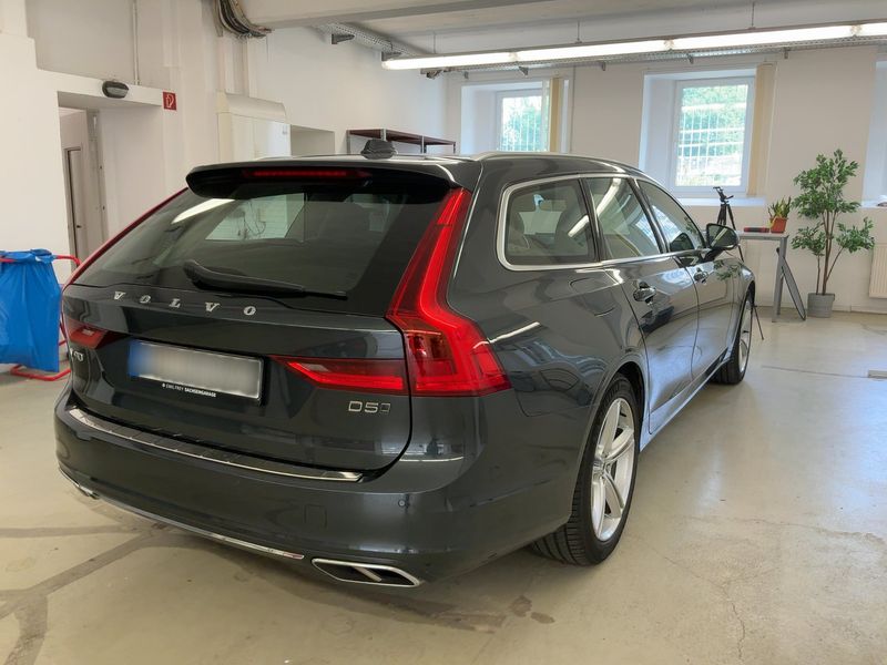 Volvo V90 2.0 D5 Momentum AWD 2017 – снимка 8