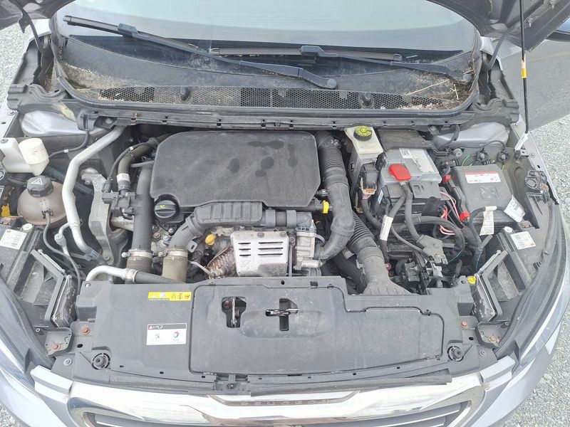 Peugeot 308 1.2 e-THP GT Line 2015 – снимка 8