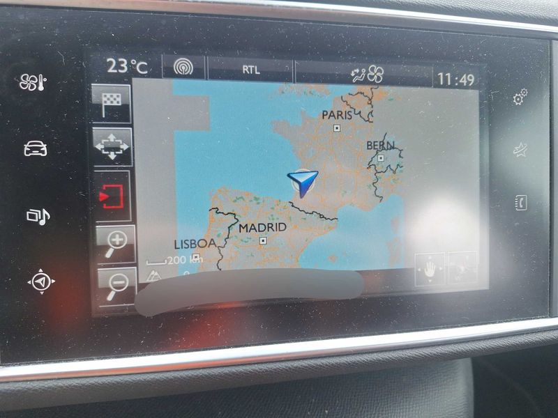 Peugeot 308 1.2 e-THP GT Line 2015 – снимка 13