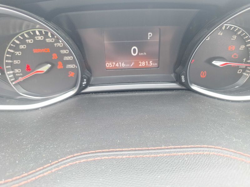 Peugeot 308 1.2 e-THP GT Line 2015 – снимка 12