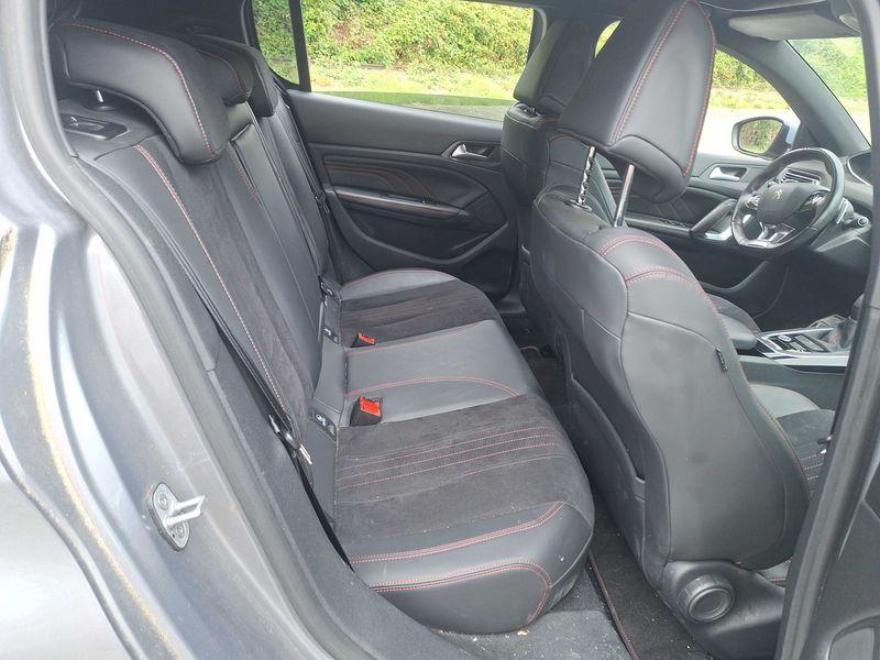 Peugeot 308 1.2 e-THP GT Line 2015 – снимка 14