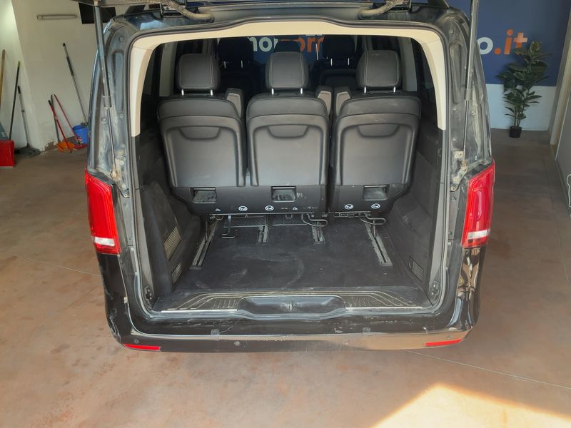 Mercedes-Benz V-Klasse V 220 d lang 4Matic Avantgarde 2019 – снимка 16