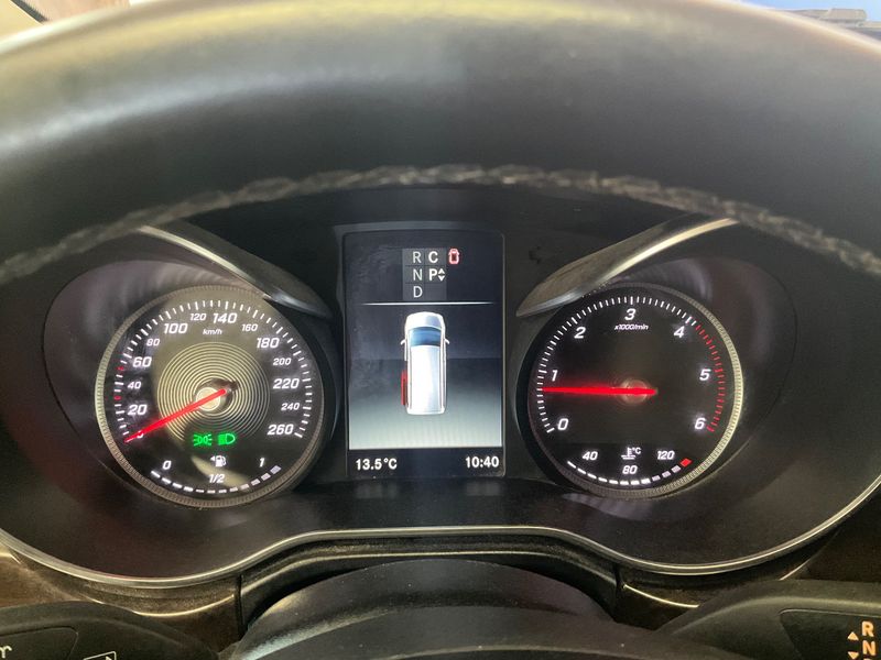 Mercedes-Benz V-Klasse V 220 d lang 4Matic Avantgarde 2019 – снимка 19