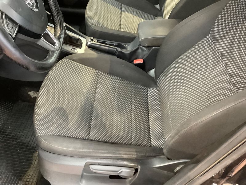 Skoda Octavia 2.0 TDI Ambition 2015 – снимка 40