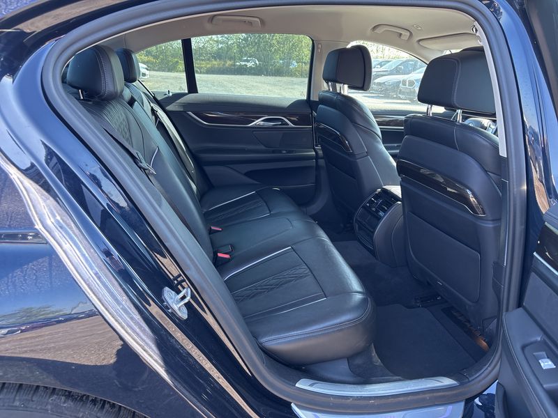 BMW 7er 730d 2020 – снимка 14