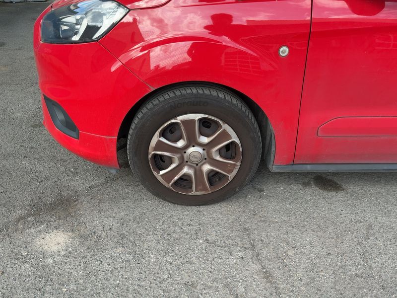 Ford Tourneo 1.0 EcoBoost Trend 2019 – снимка 3
