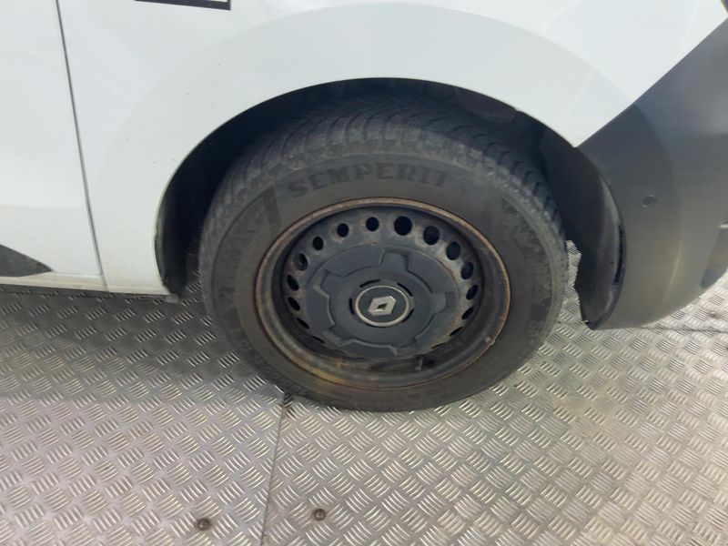 Renault Express 1.5 BLUE dCi Basis 2021 – снимка 11