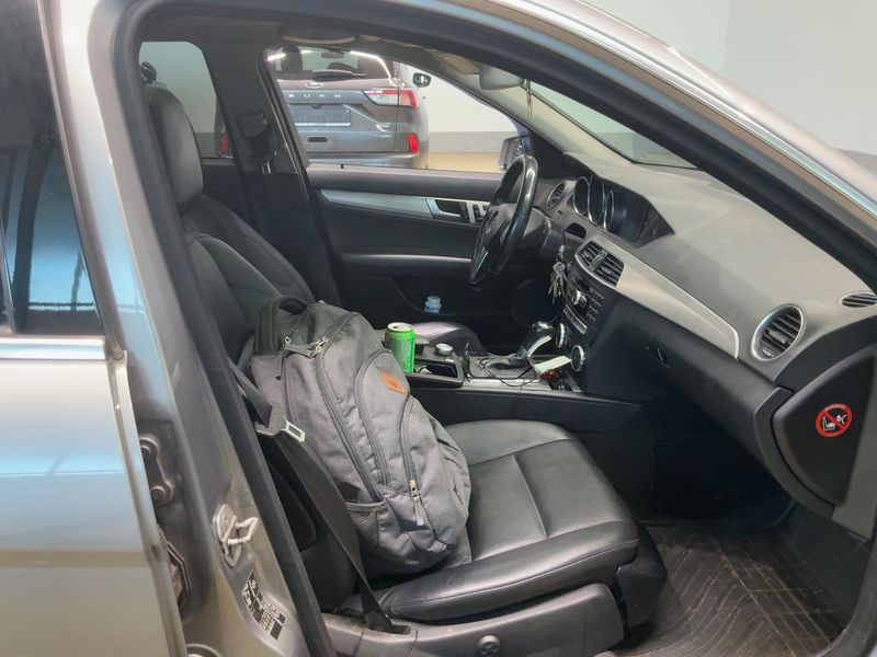 Mercedes-Benz C-Klasse C 350 CDI T BlueEfficiency Avantgarde 2014 – снимка 17