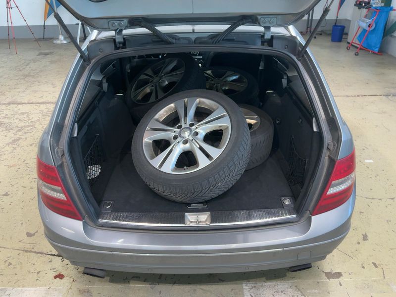 Mercedes-Benz C-Klasse C 350 CDI T BlueEfficiency Avantgarde 2014 – снимка 16