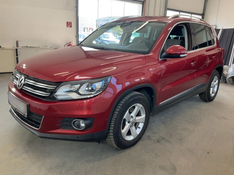 Volkswagen Tiguan 1.4 TSI Karat BlueMotion Tech 2014 – снимка 1