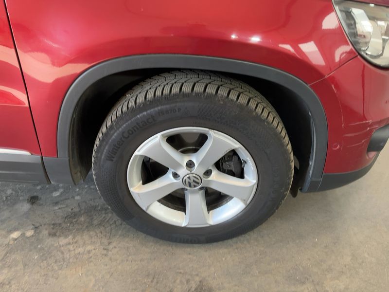 Volkswagen Tiguan 1.4 TSI Karat BlueMotion Tech 2014 – снимка 11