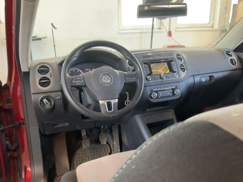 Volkswagen Tiguan 1.4 TSI Karat BlueMotion Tech 2014 – снимка 18