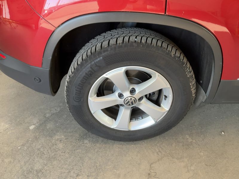 Volkswagen Tiguan 1.4 TSI Karat BlueMotion Tech 2014 – снимка 9