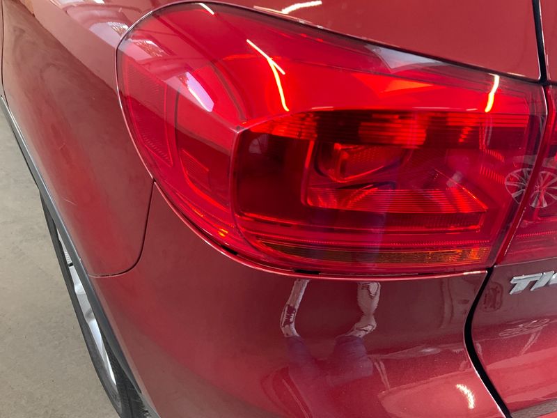 Volkswagen Tiguan 1.4 TSI Karat BlueMotion Tech 2014 – снимка 37